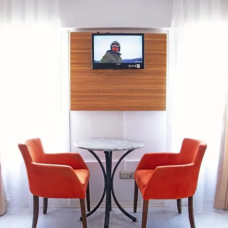 Galata Aristo Aparthotel 2*
